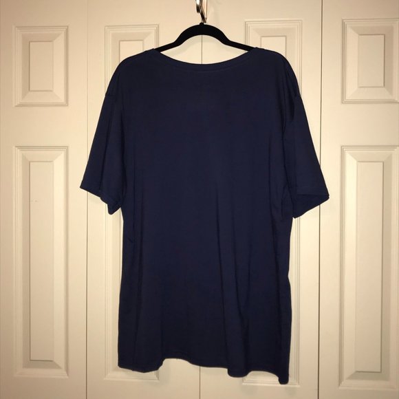 NEW Detroit Tigers Fanatics Plus V-Neck T-shirt (fits like a 20-22W) - Picture 4 of 9